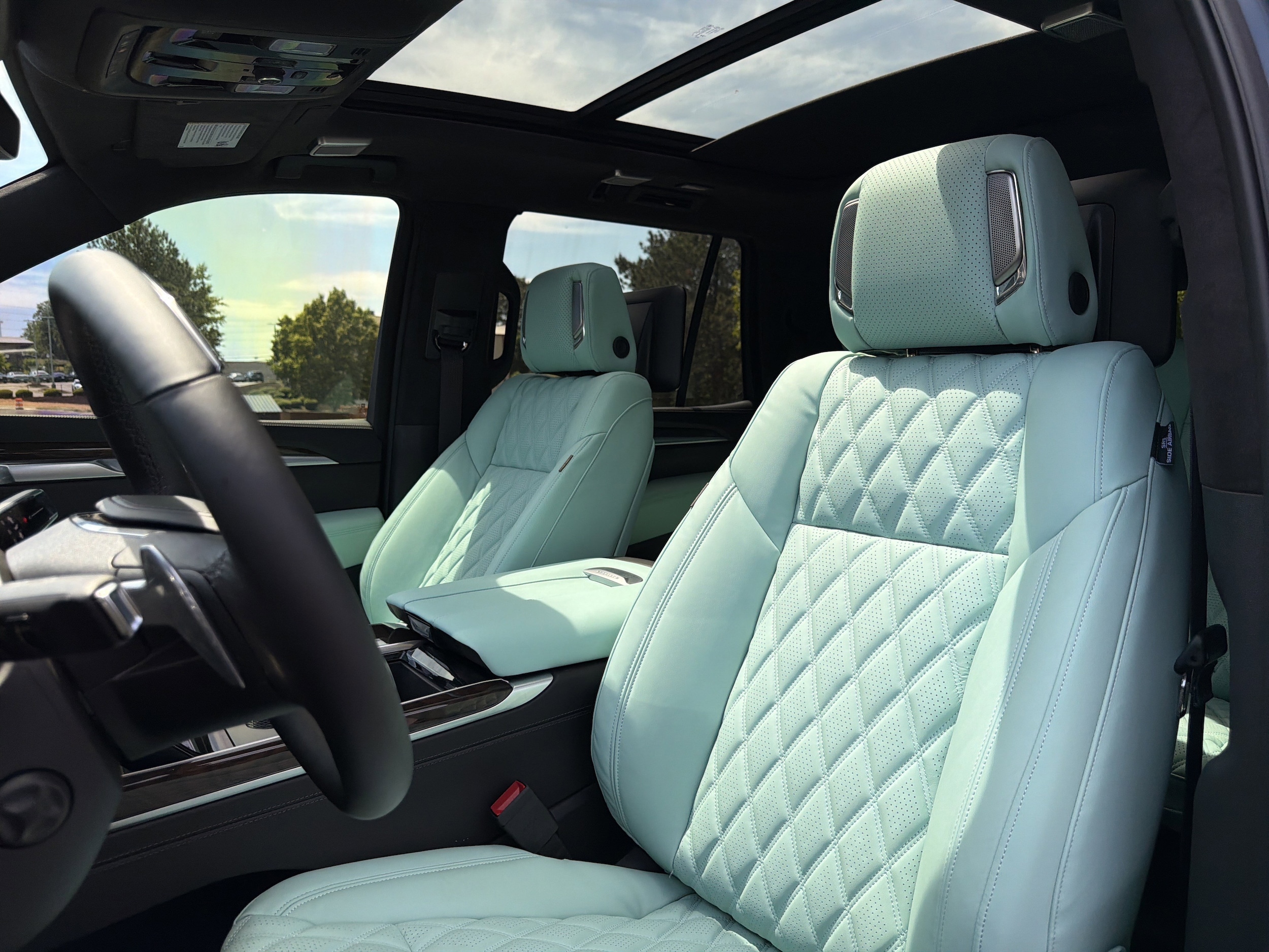 2026 CADILLAC Escalade 4WD Platinum Sport photo 5