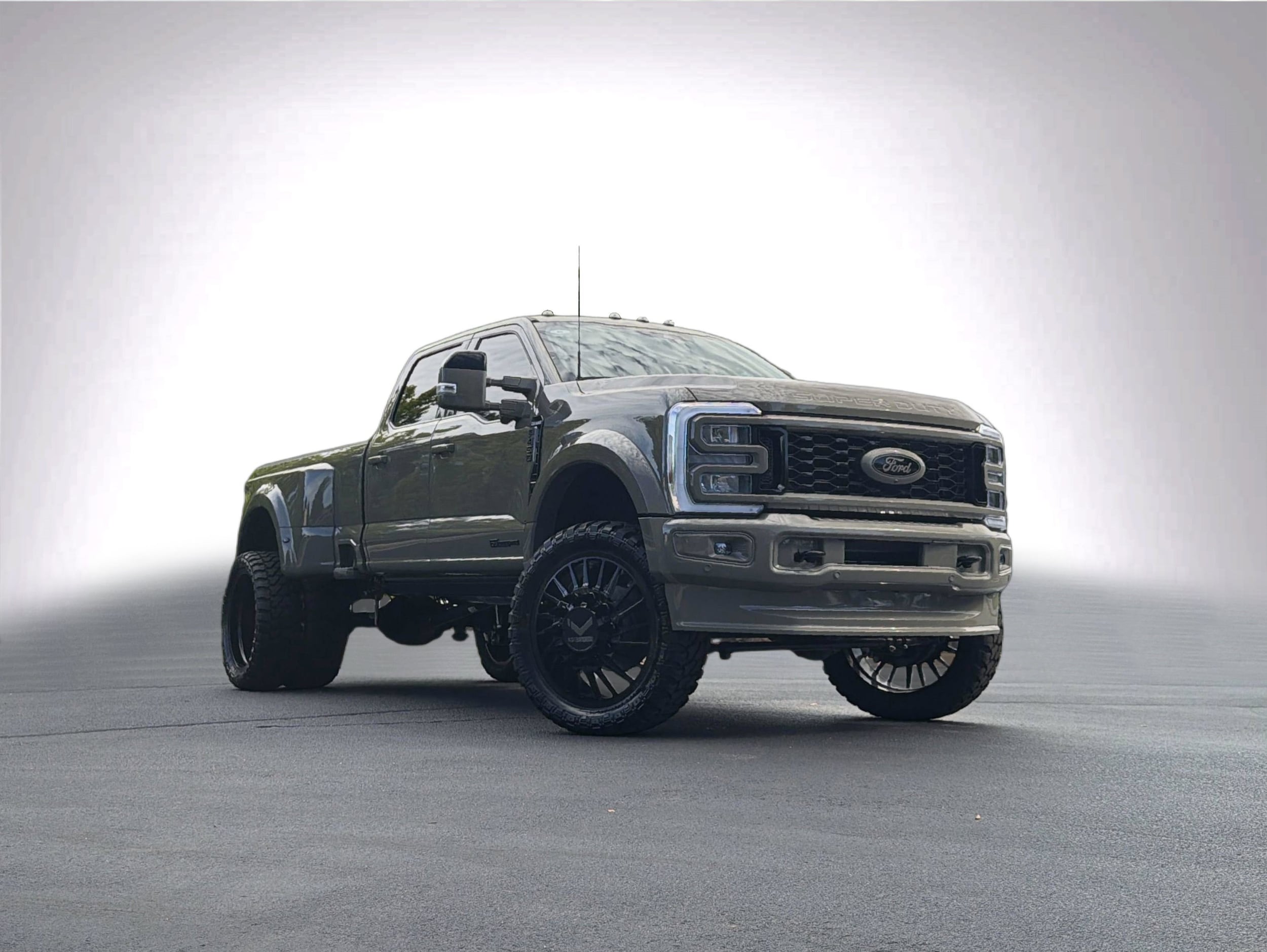 Ford Super Duty F-450 DRW King Ranch