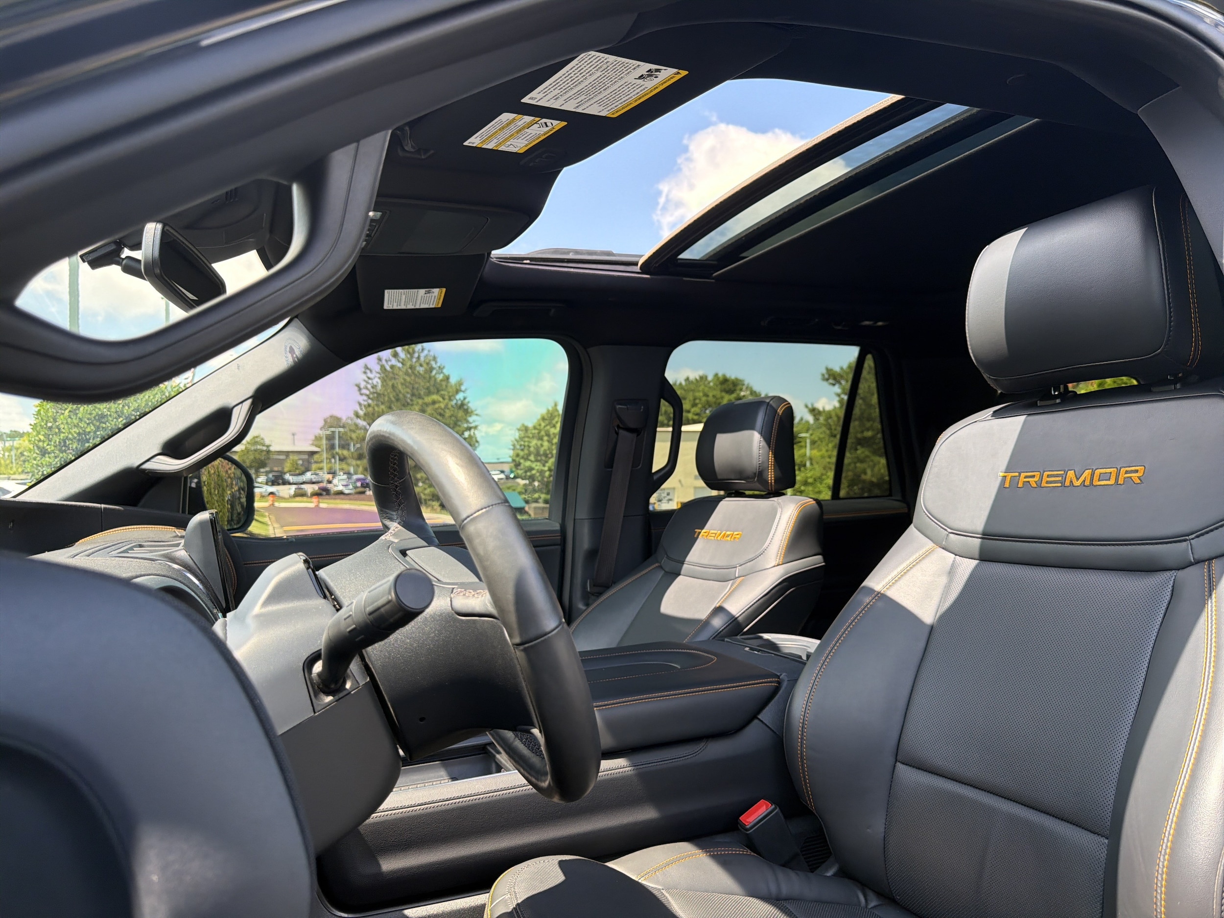 2025 Ford Expedition Tremor