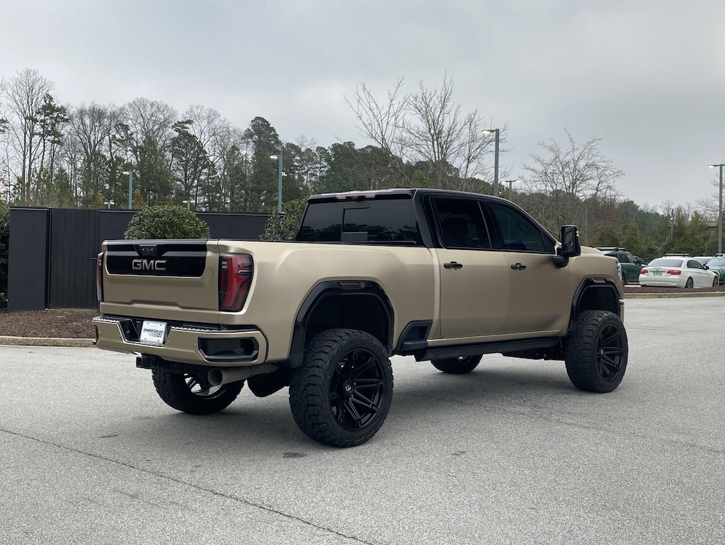 Used 2024 GMC Sierra 2500HD AT4X Pickup