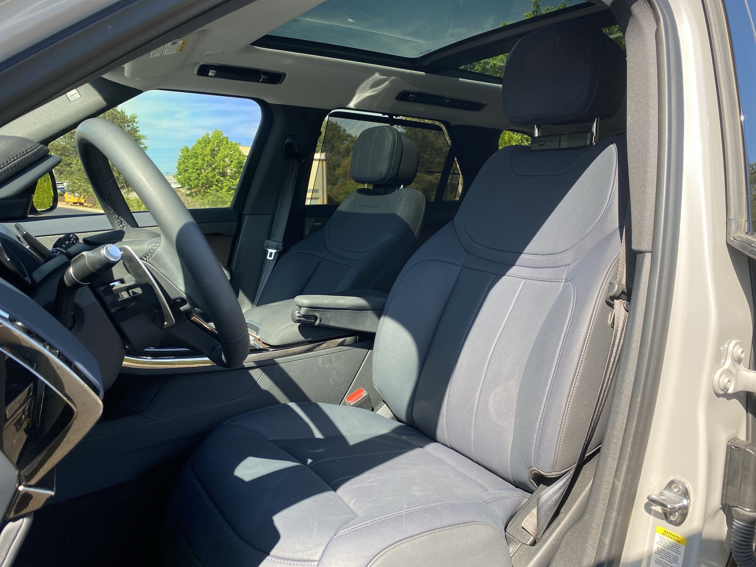 2024 Land Rover Range Rover Sport SE photo 5