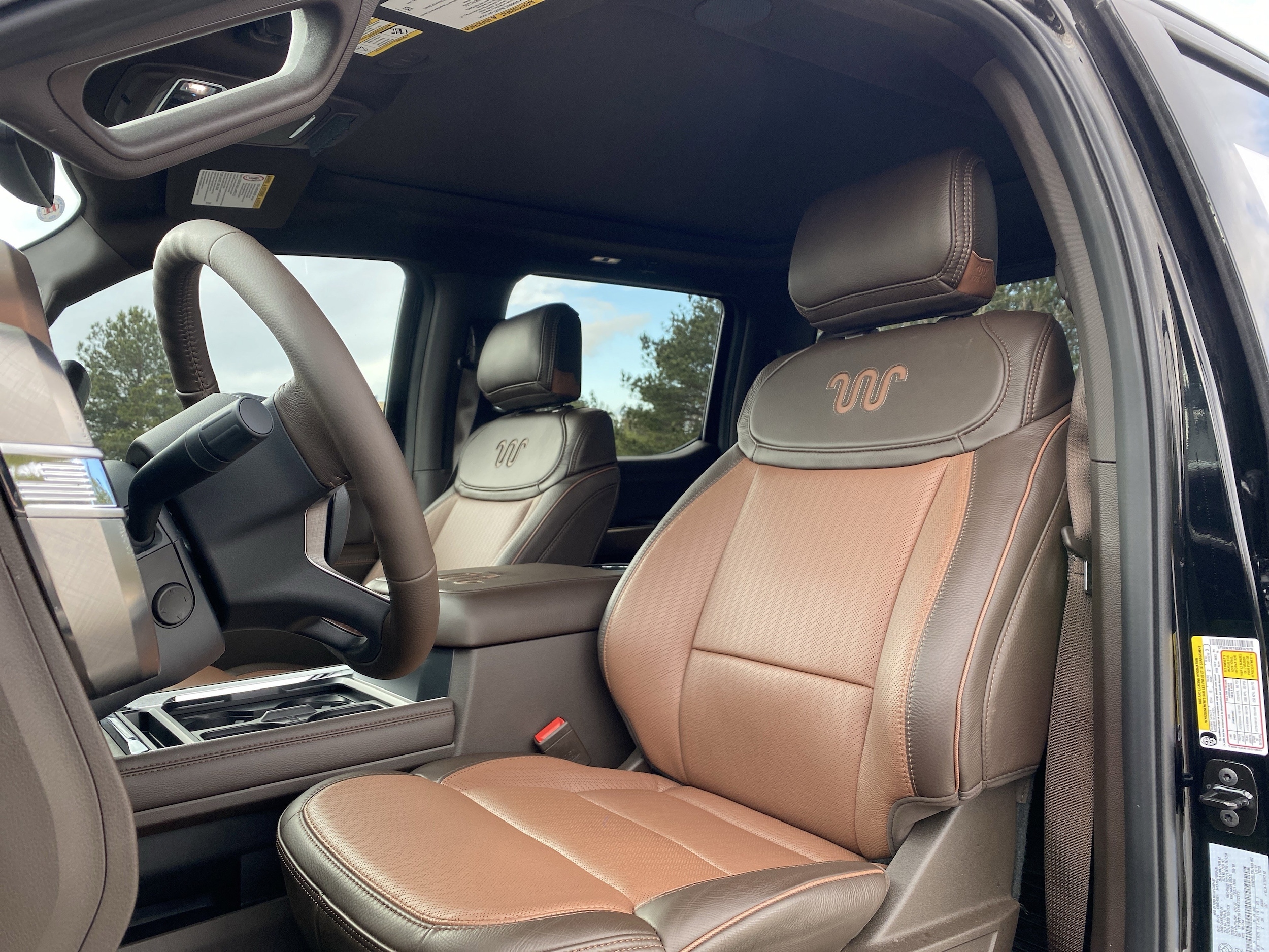 2025 Ford Super Duty F-350 SRW King Ranch photo 6