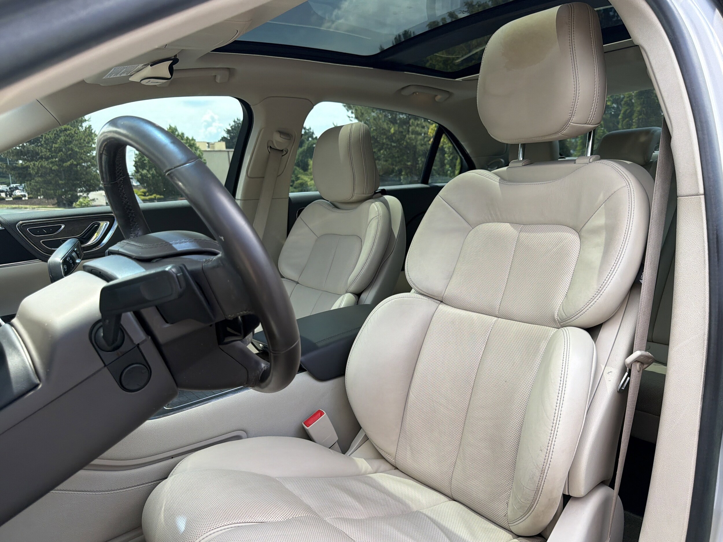 Lincoln Continental Select