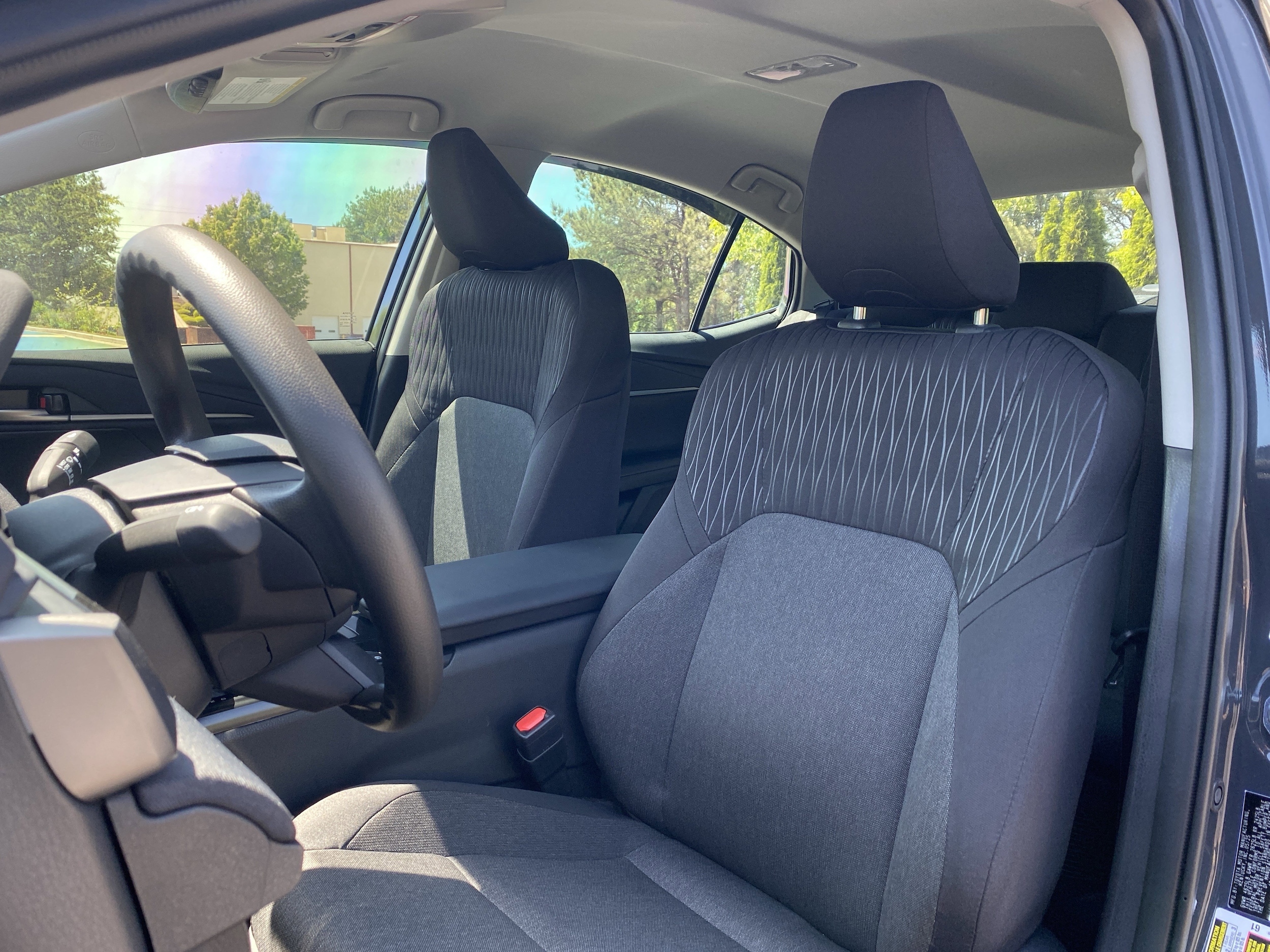 2025 Toyota Camry LE photo 6