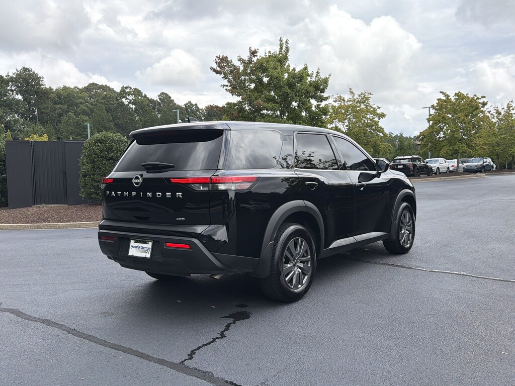 Used 2025 Nissan Pathfinder S SUV