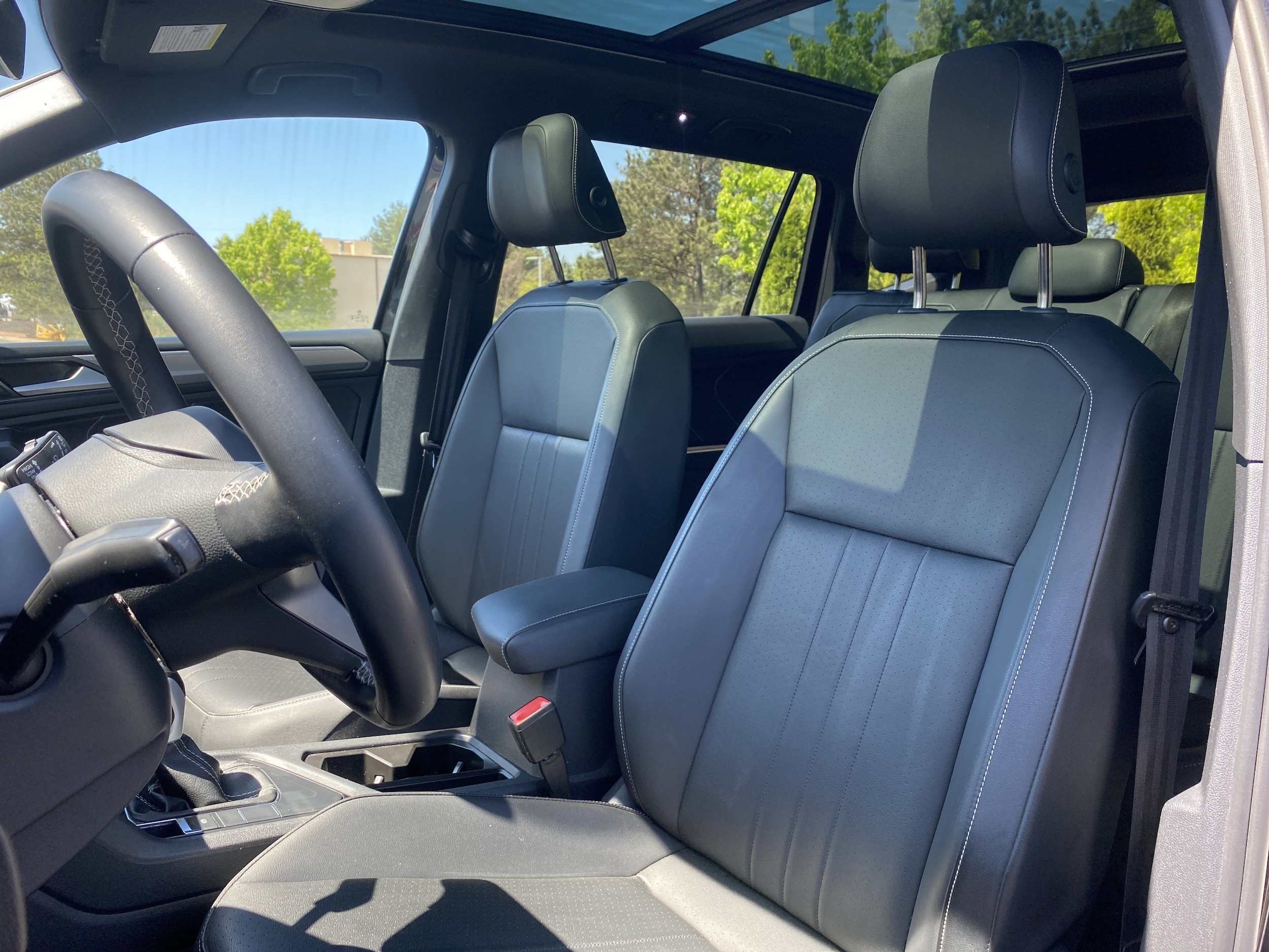 2023 Volkswagen Tiguan SE R-Line Black photo 6