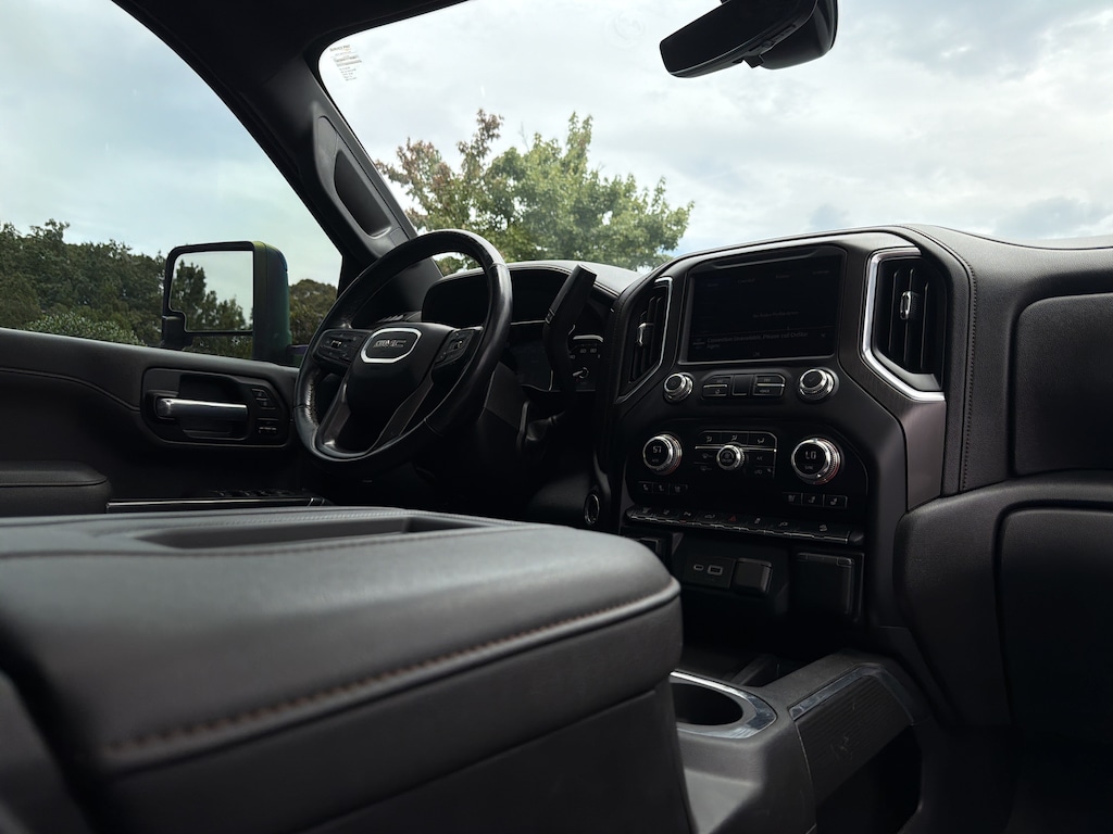Used 2022 GMC Sierra 2500HD AT4 Pickup