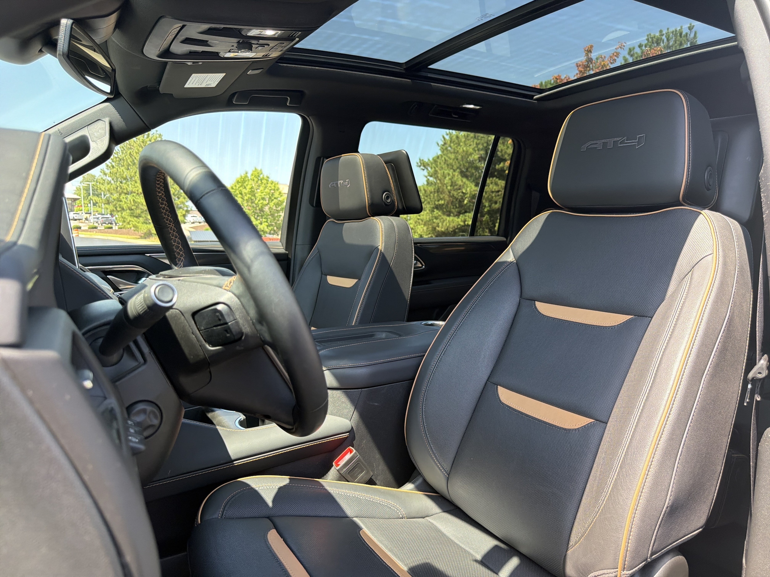 2023 GMC Yukon XL AT4
