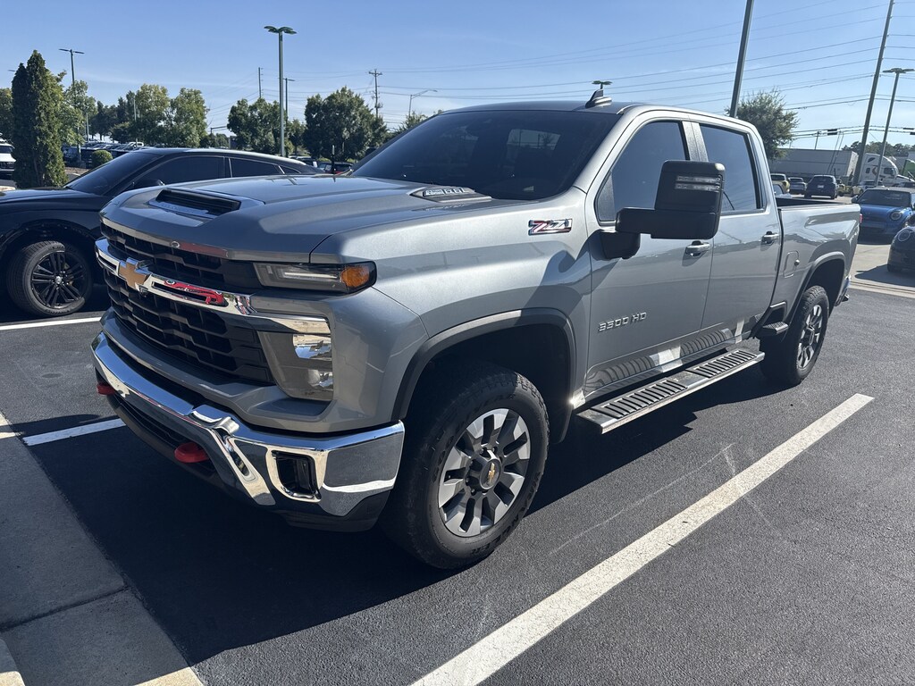 Used 2024 Chevrolet Silverado 3500HD LT Pickup