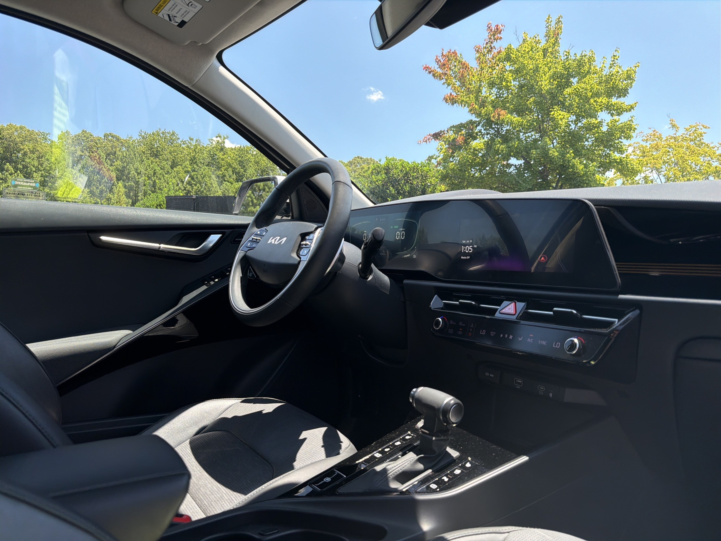 2023 Kia Niro SX Touring