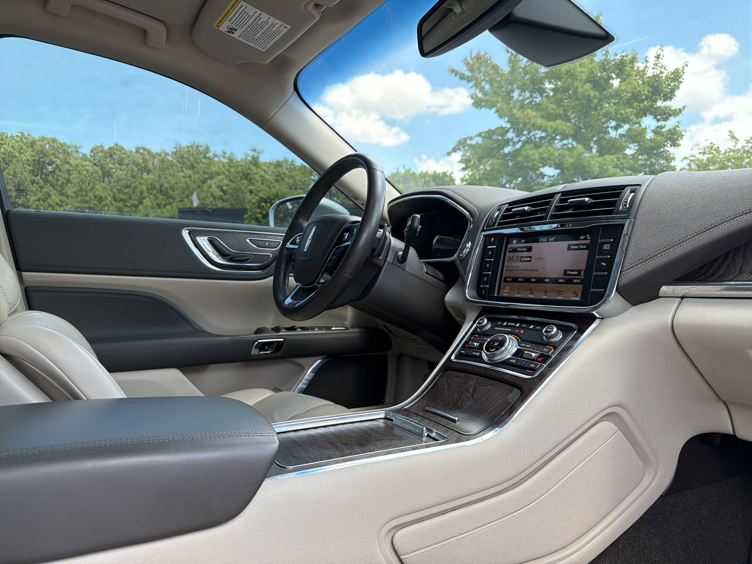 Lincoln Continental Select