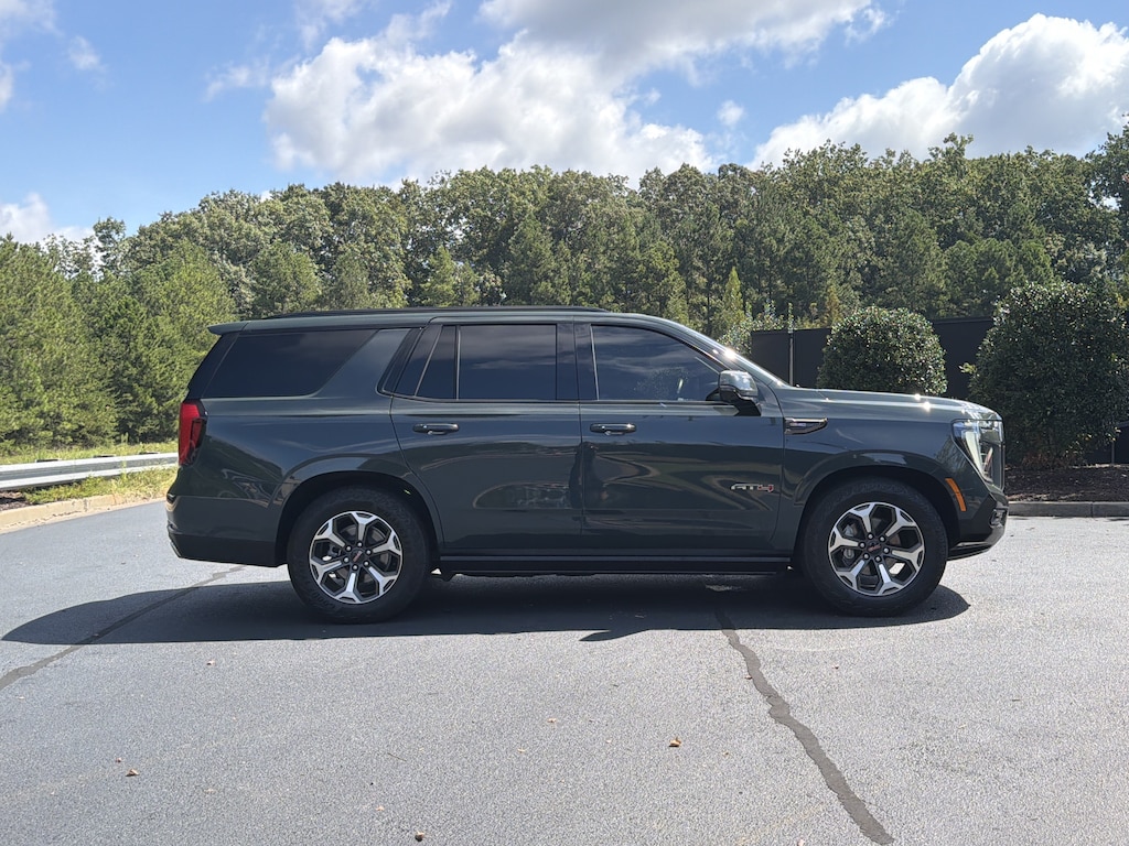 Used 2025 GMC Yukon AT4 Ultimate SUV