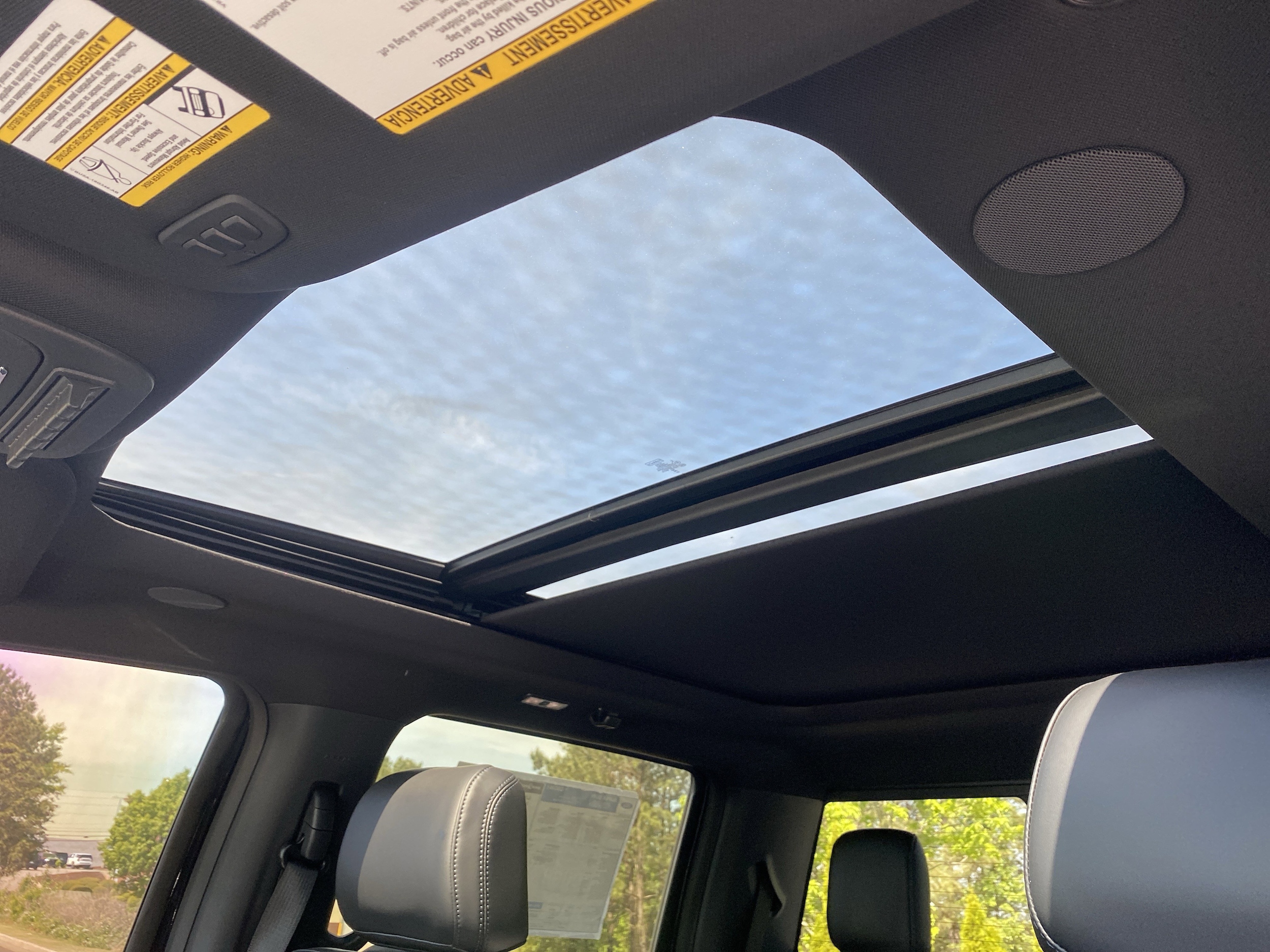 2026 Ford Super Duty F-250 SRW Platinum photo 6