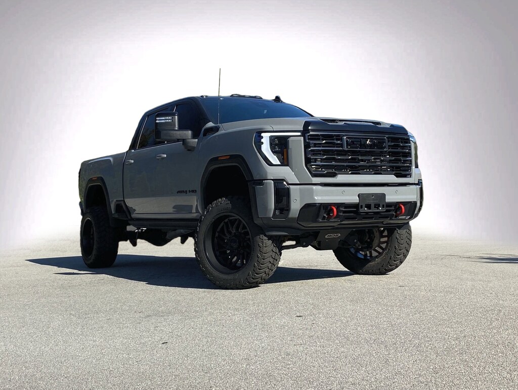 Used 2025 GMC Sierra 2500HD AT4 Pickup