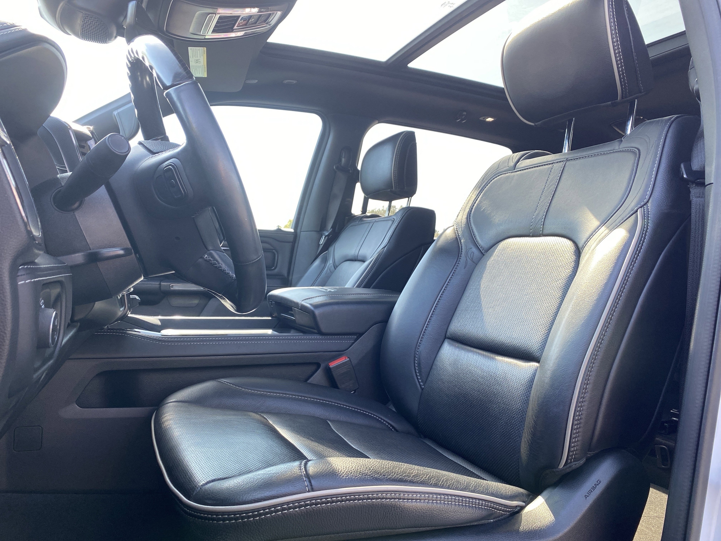 2022 Ram 1500 Limited photo 5