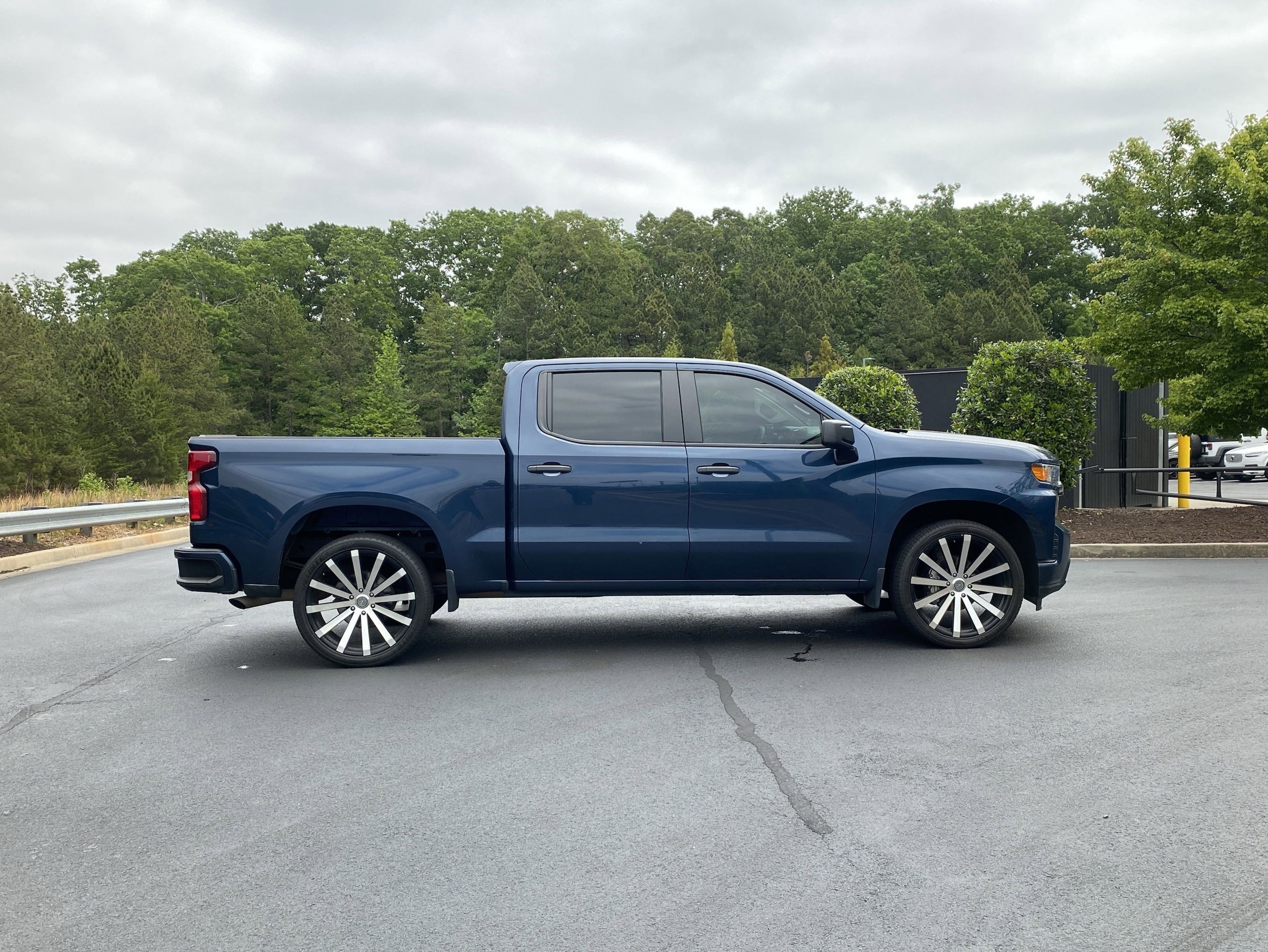 2021 Chevrolet Silverado 1500 Custom photo 4