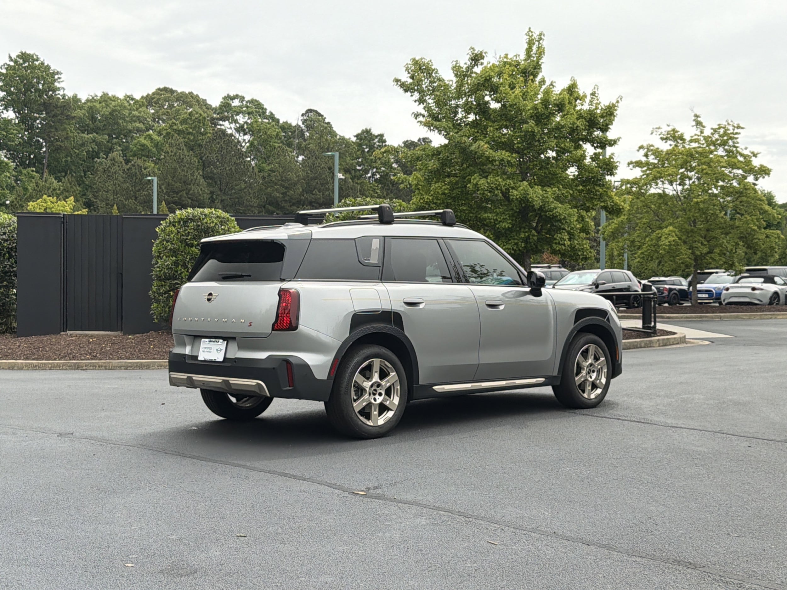 2025 MINI Countryman S photo 3