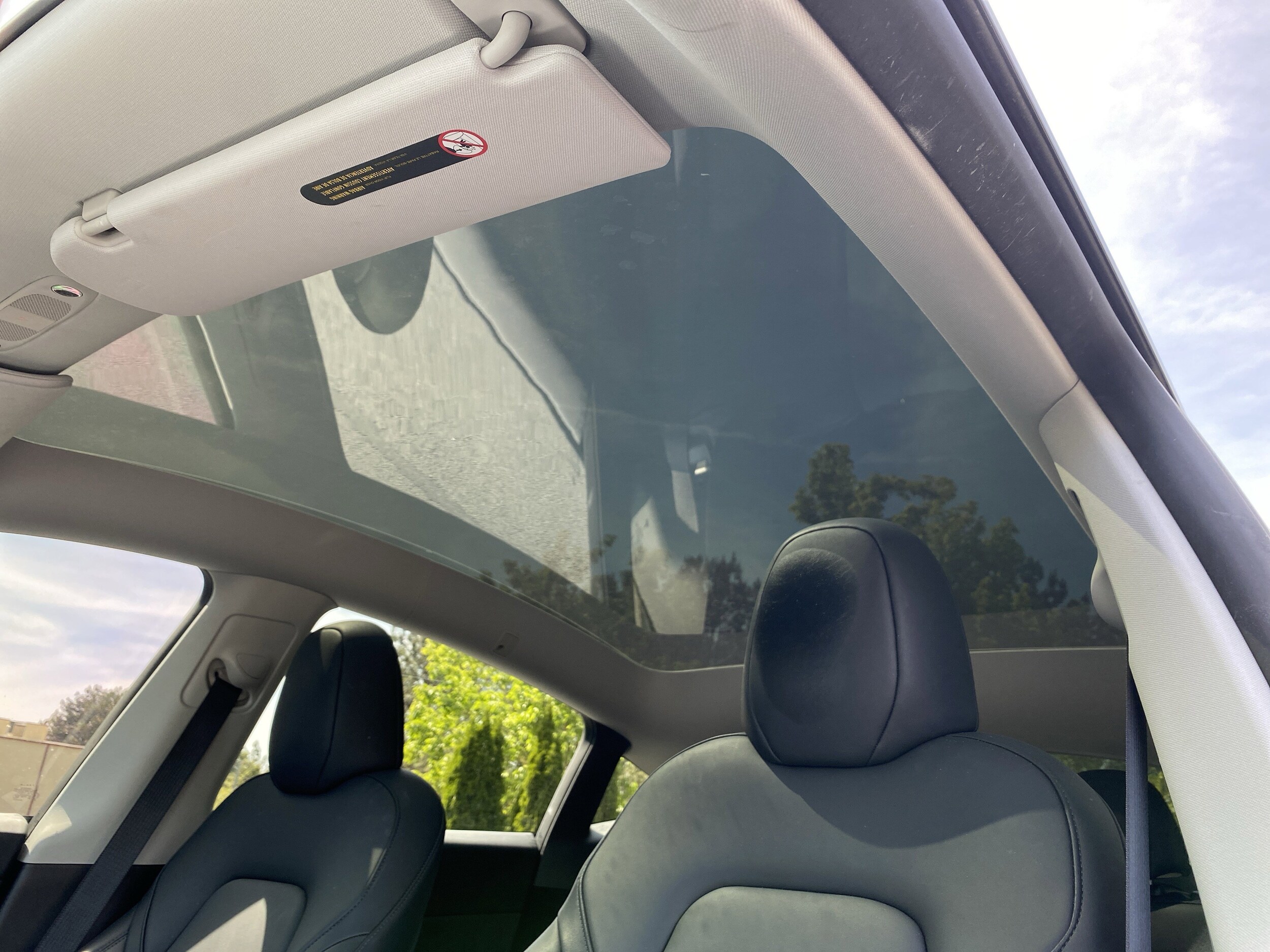 2025 Tesla Model Y Performance photo 3