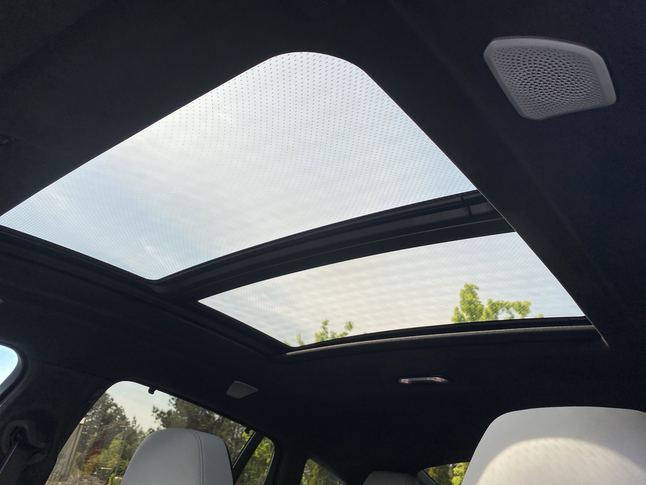 2025 BMW X6 M photo 6