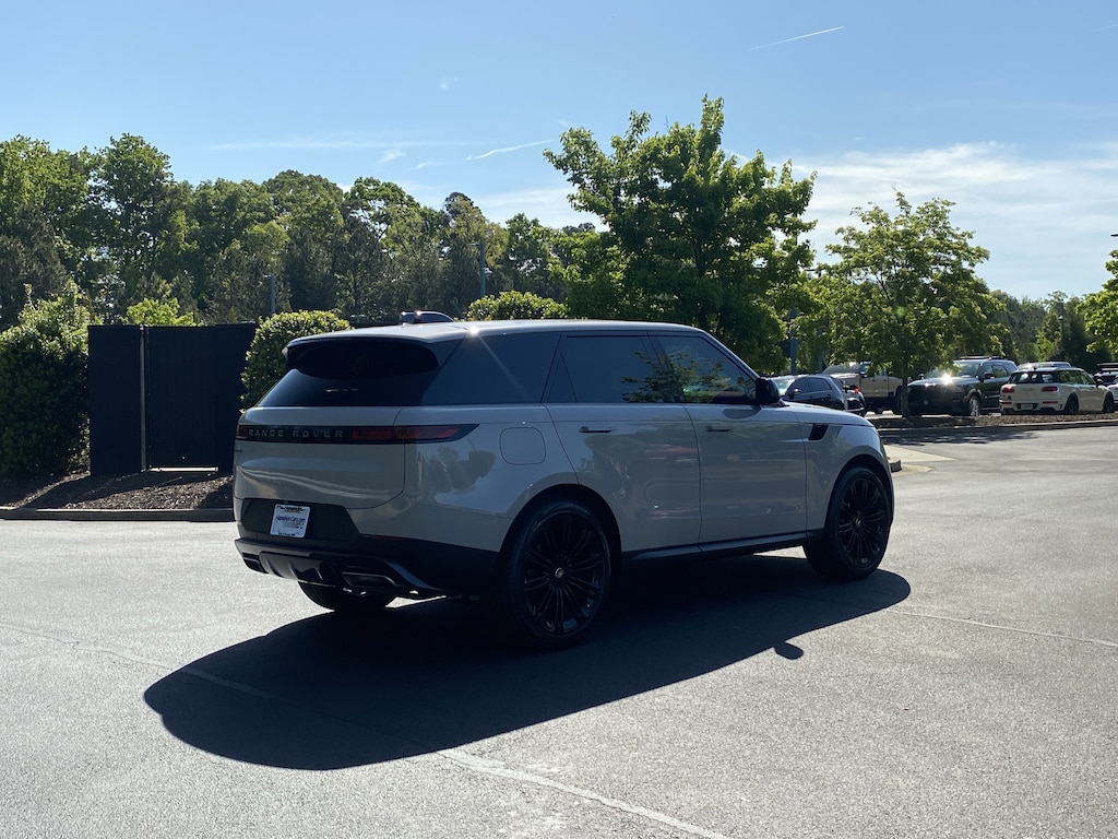 Used 2024 Land Rover Range Rover Sport SE SUV