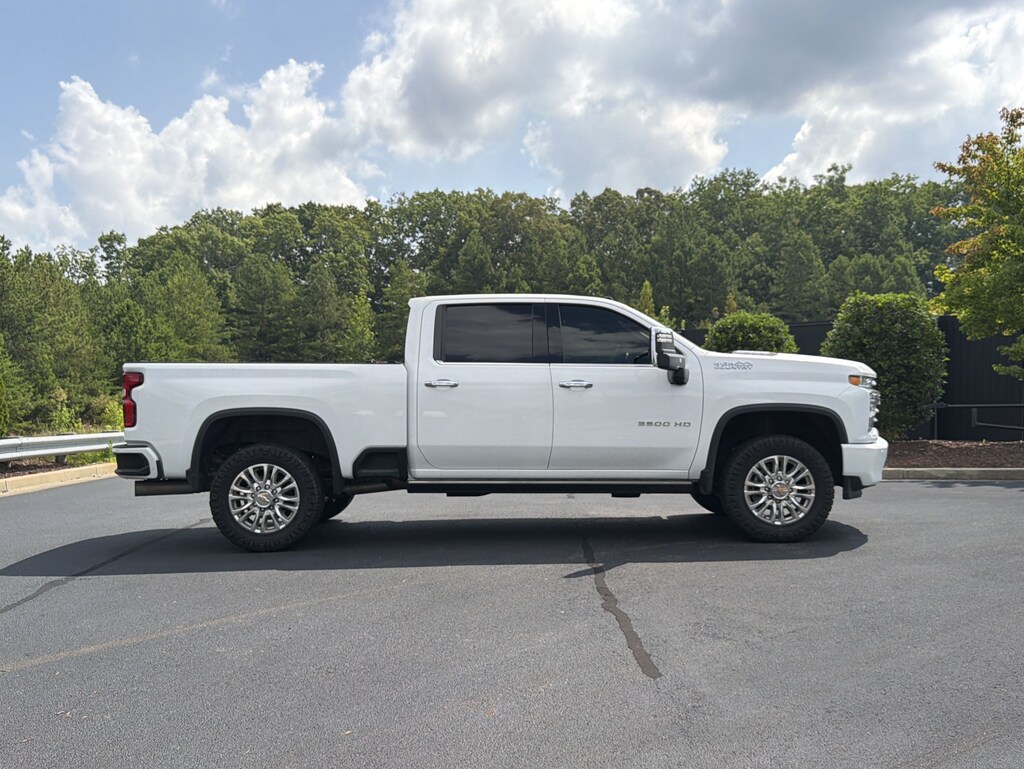 Used 2022 Chevrolet Silverado 3500HD High Country Pickup