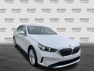2025 BMW 5 Series 530i Sedan