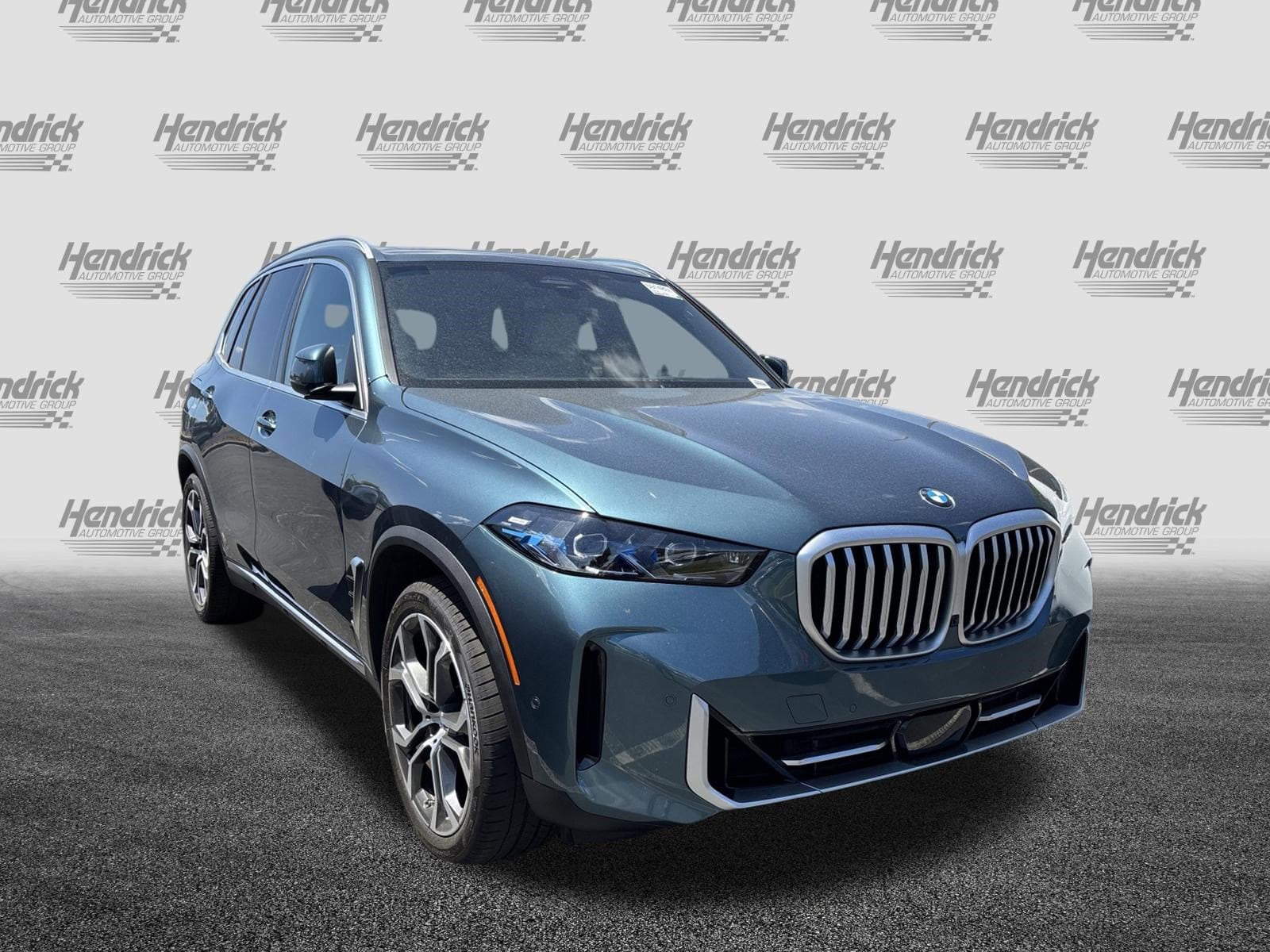 2026 BMW X5 sDrive40i photo 5