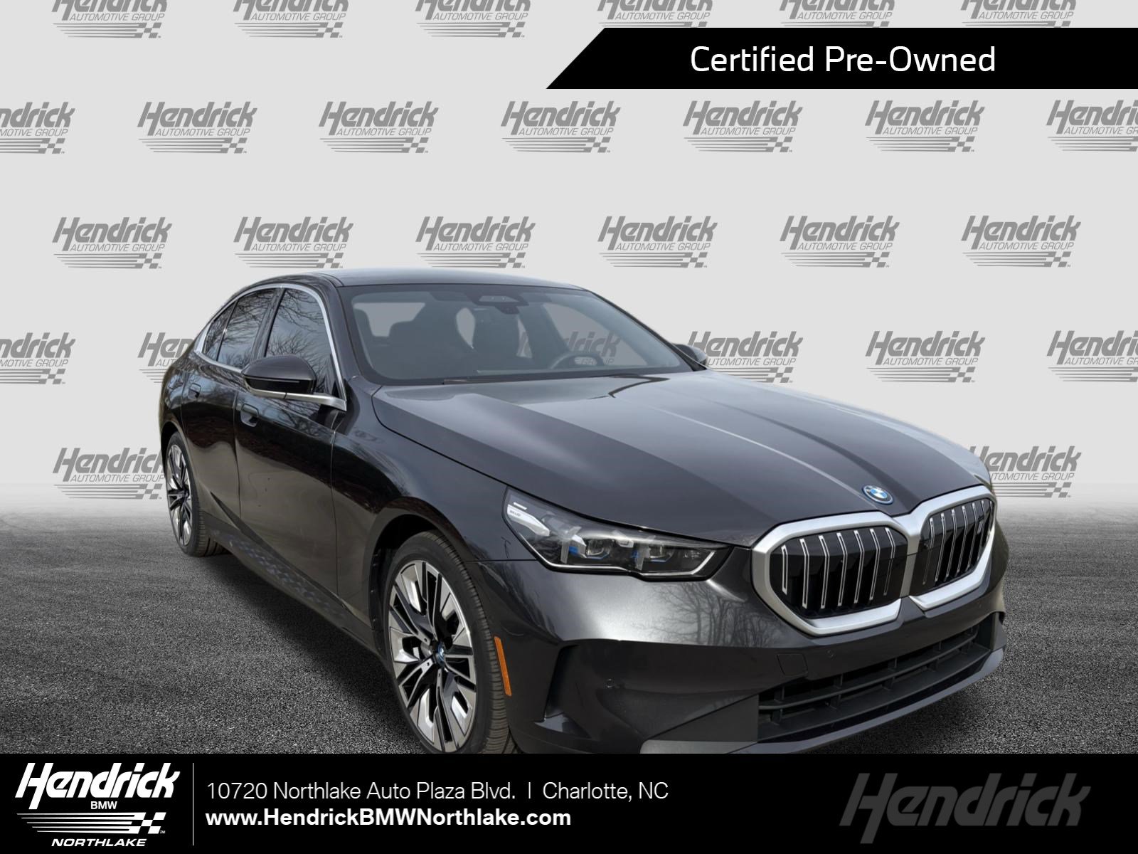 2025 BMW i5 40's photo