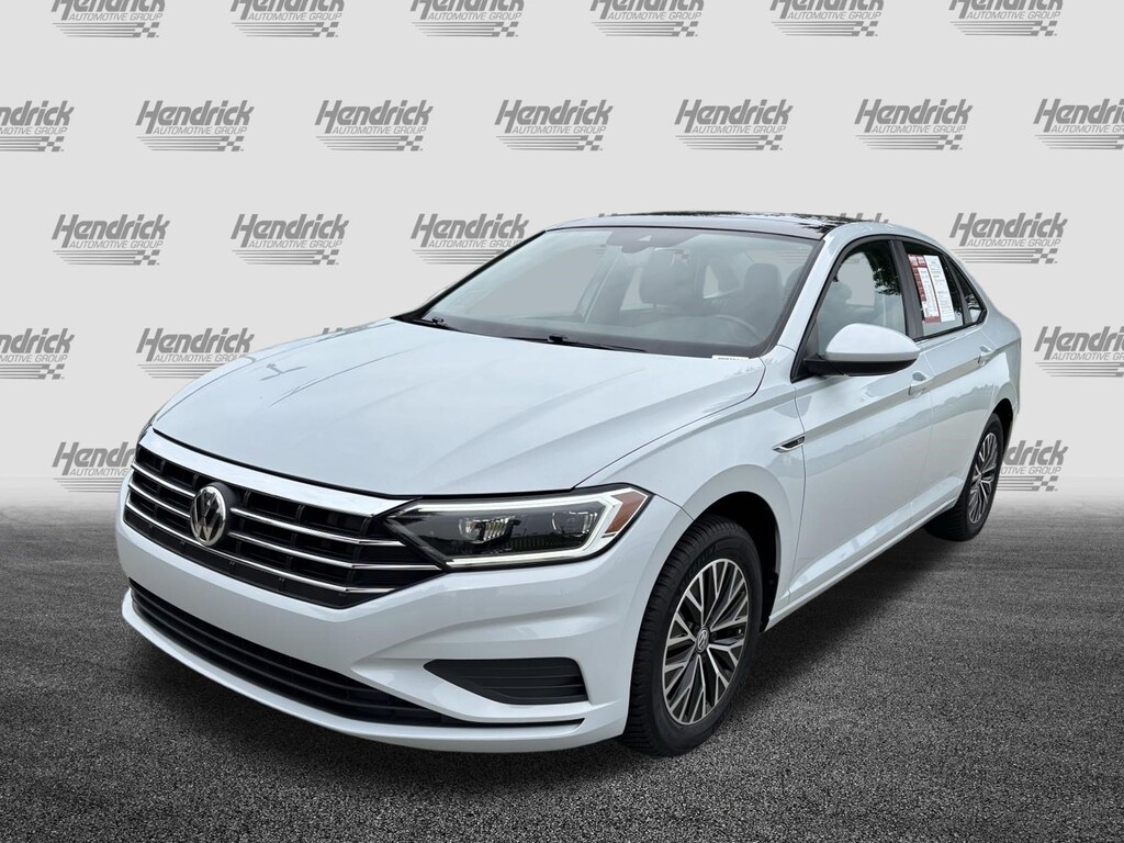 Used 2019 Volkswagen Jetta SEL Sedan