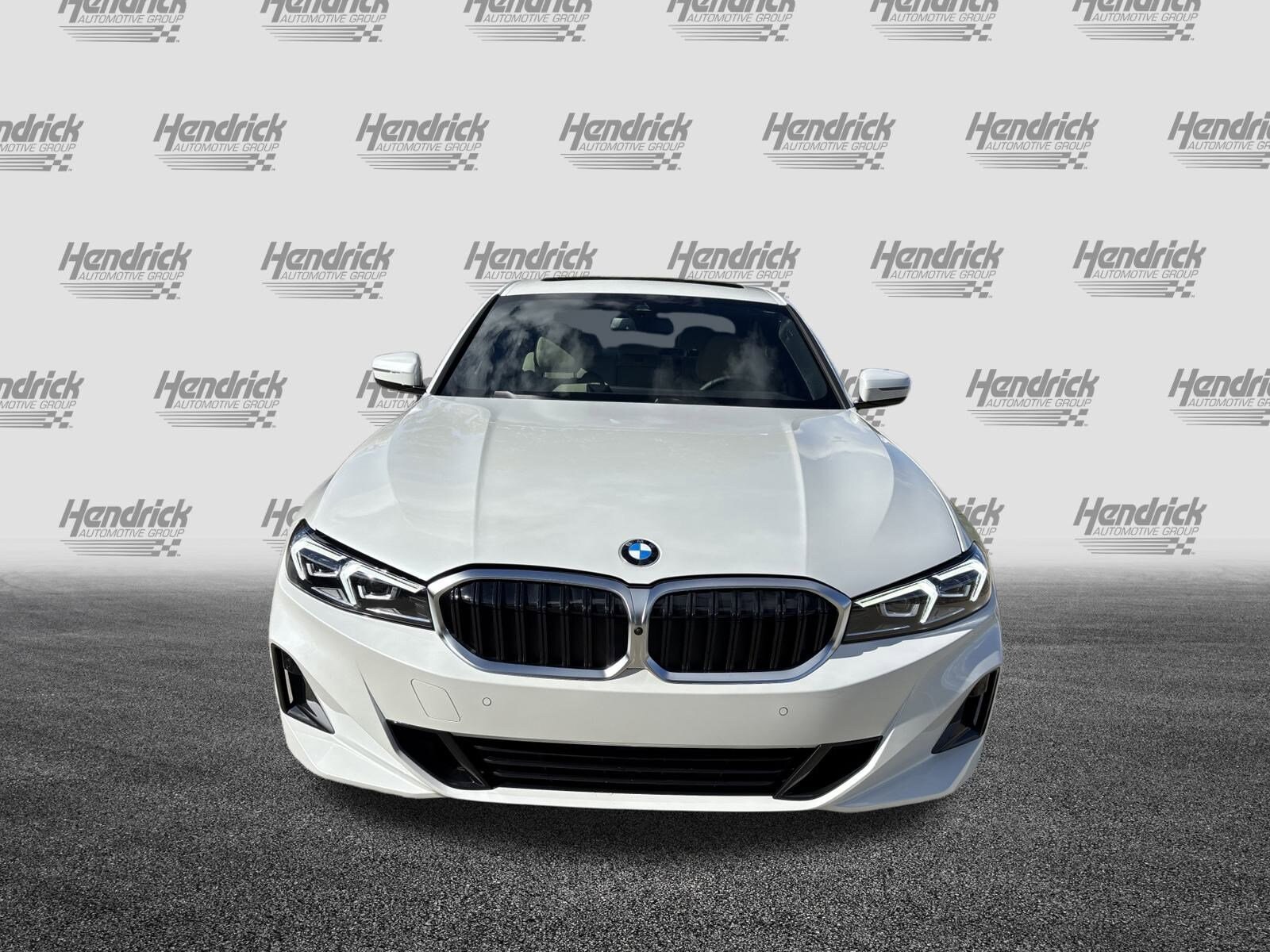 2023 Bmw 330i photo 2