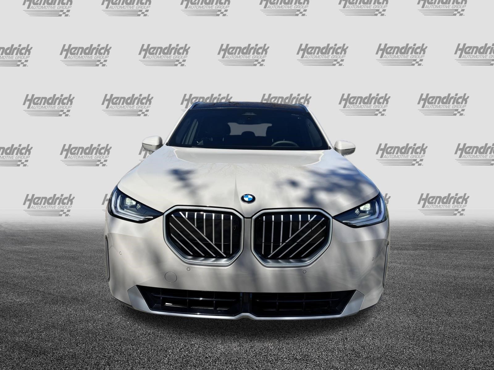 2026 BMW X3 30 xDrive photo 2