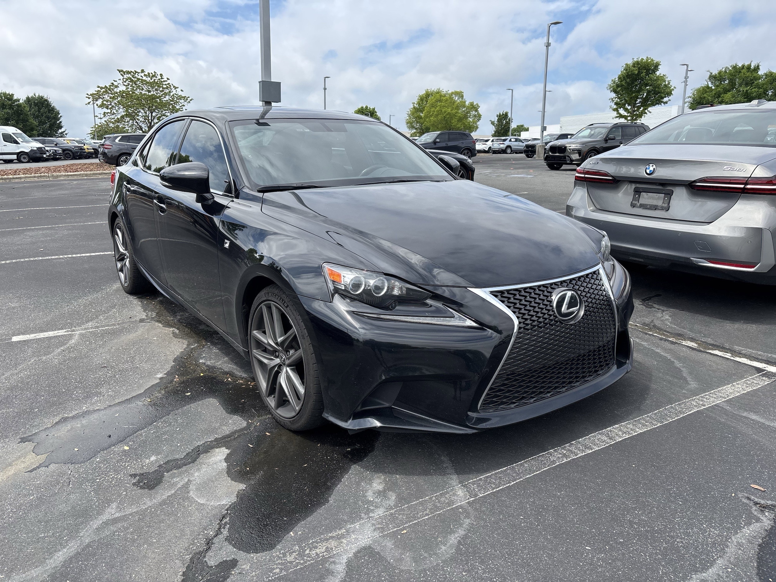 2016 LEXUS IS 350 photo 4
