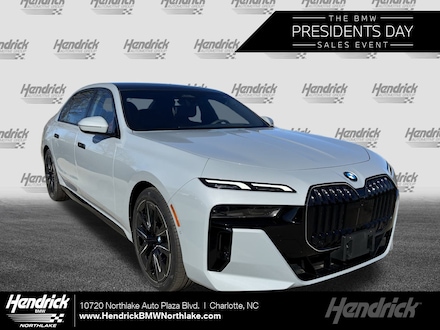 2025 BMW 7 Series 740i Sedan