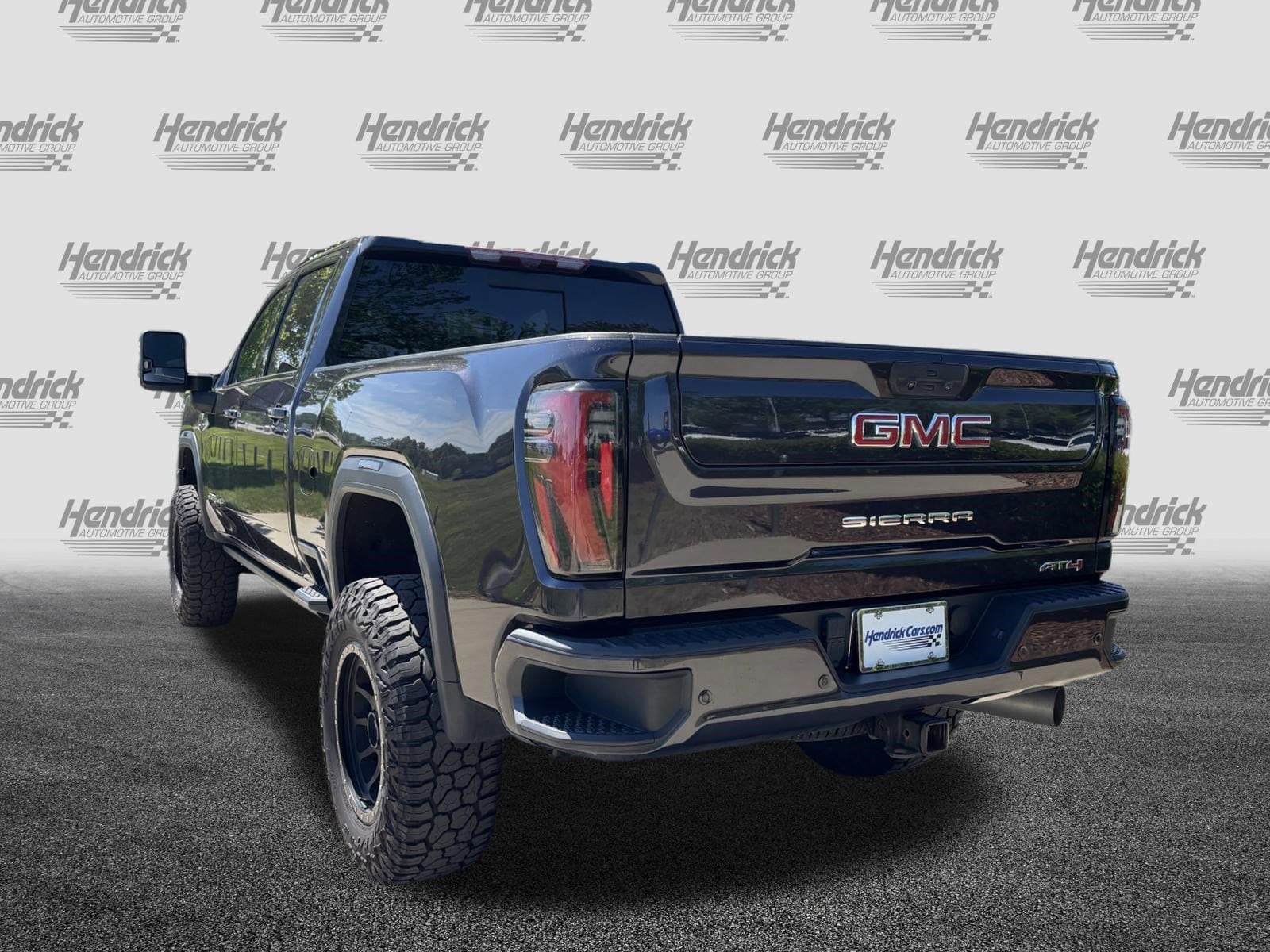 2024 GMC Sierra 3500HD AT4 photo 5