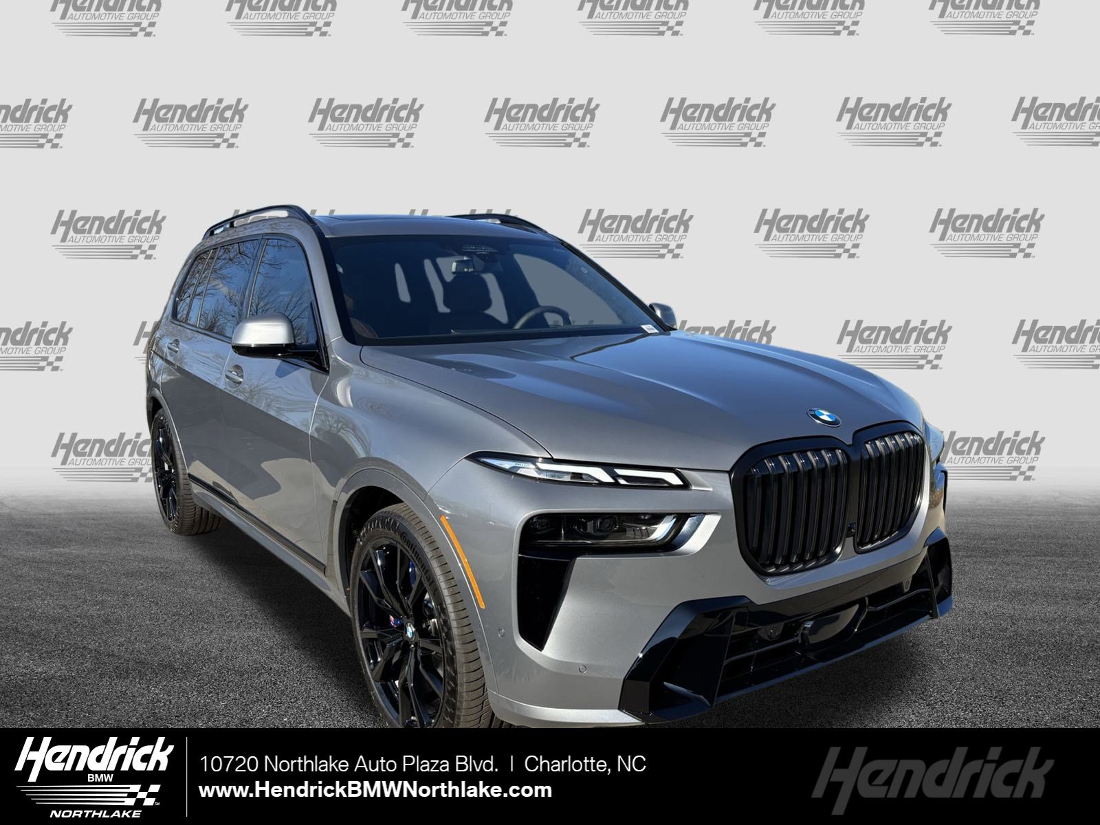 2026 BMW X7 40i's photo