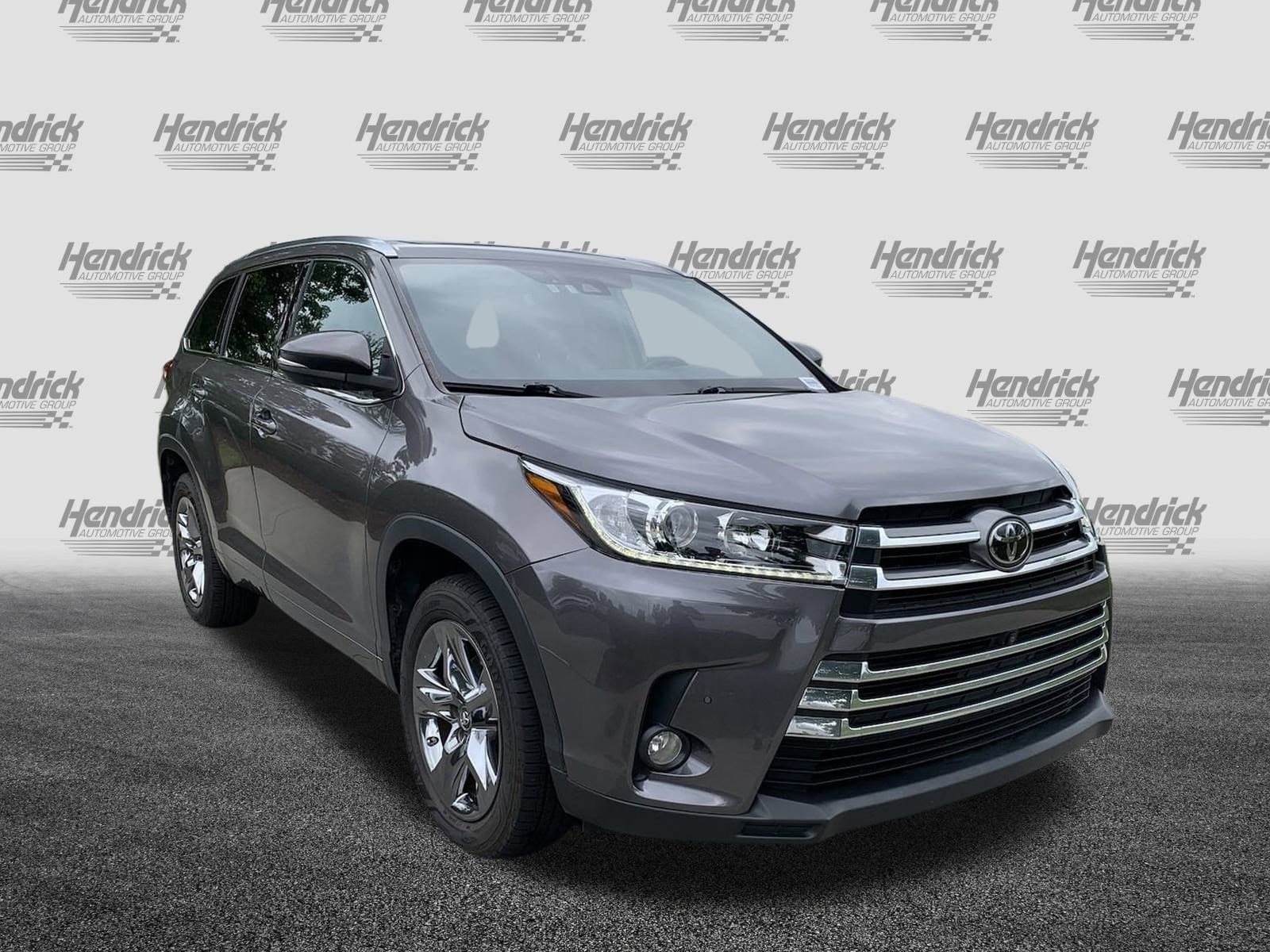 Used 2018 Toyota Highlander Limited with VIN 5TDYZRFH3JS239051 for sale in Charlotte, NC