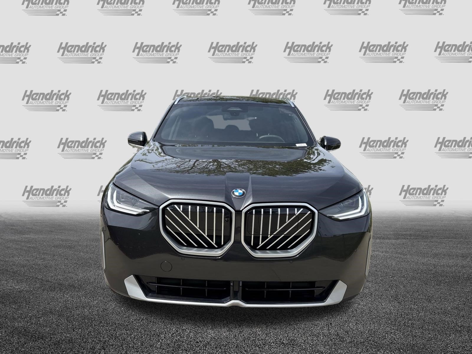 2026 BMW X3 30 xDrive photo 2