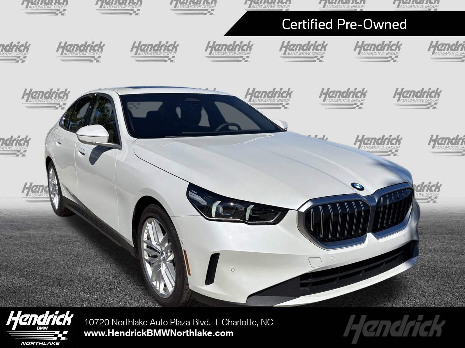 2025 BMW 5 Series 530i's photo