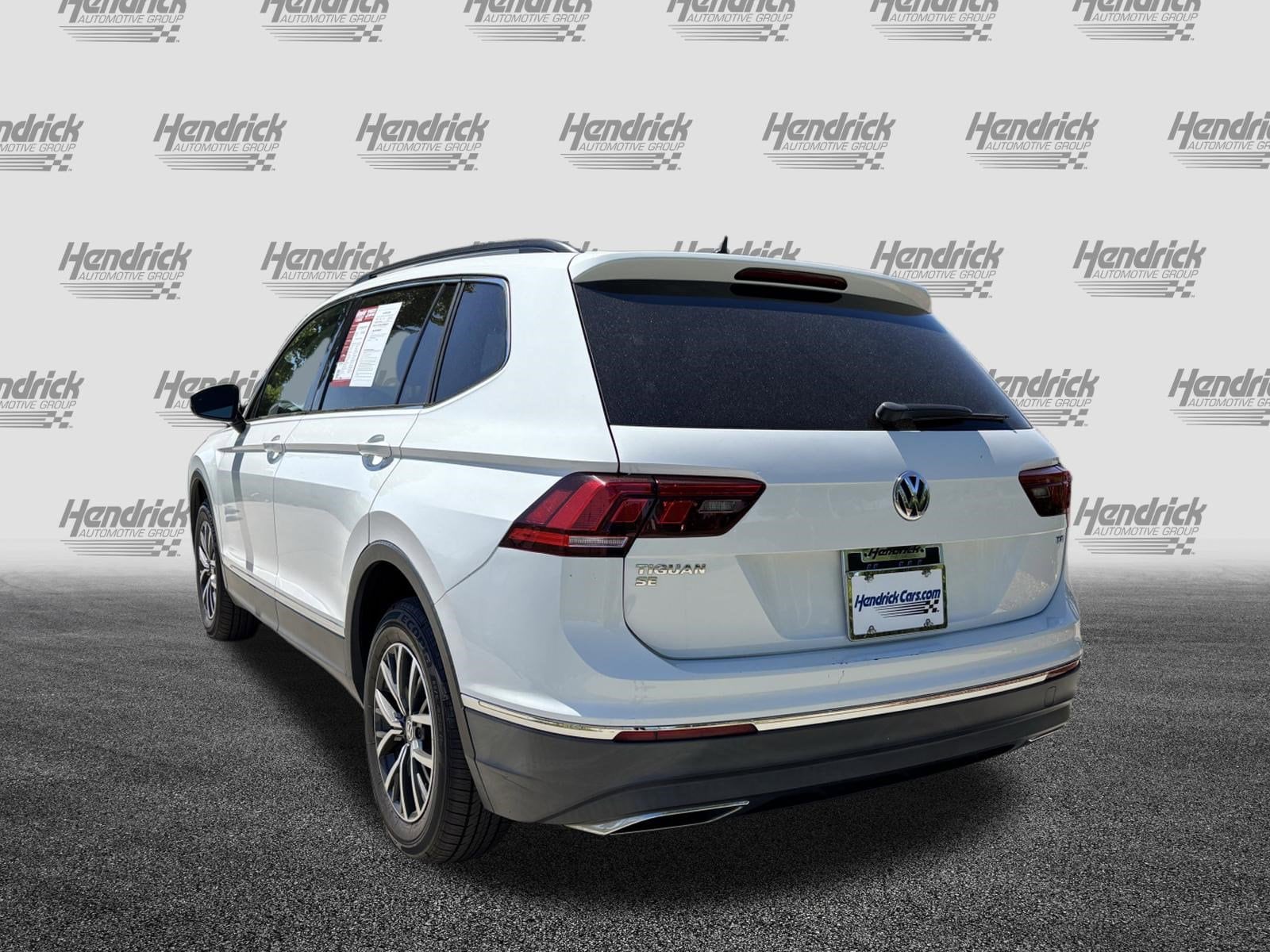 2018 Volkswagen Tiguan SE photo 3