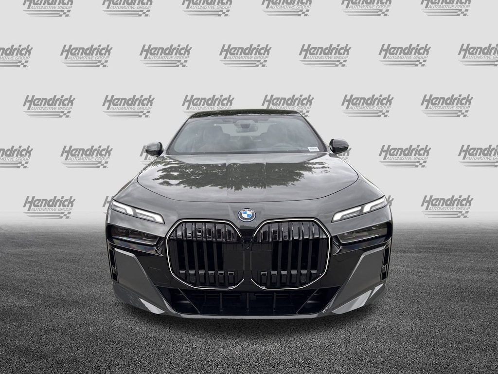 New 2026 BMW 7 Series 750e xDrive Sedan