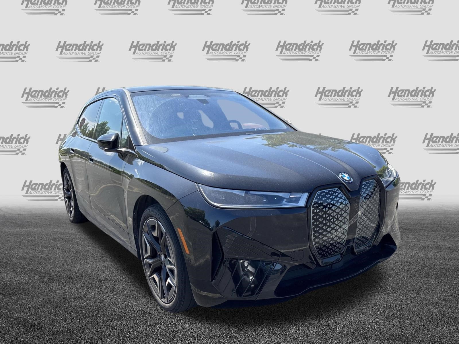 2023 BMW iX M60 photo 4