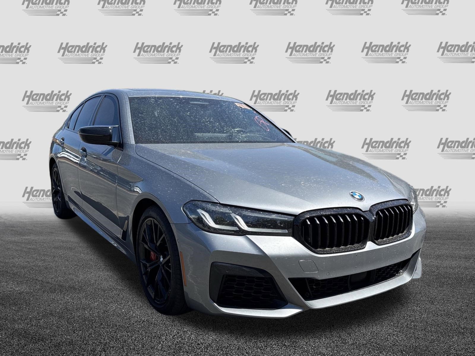 2023 BMW 5 Series 540i xDrive photo 2