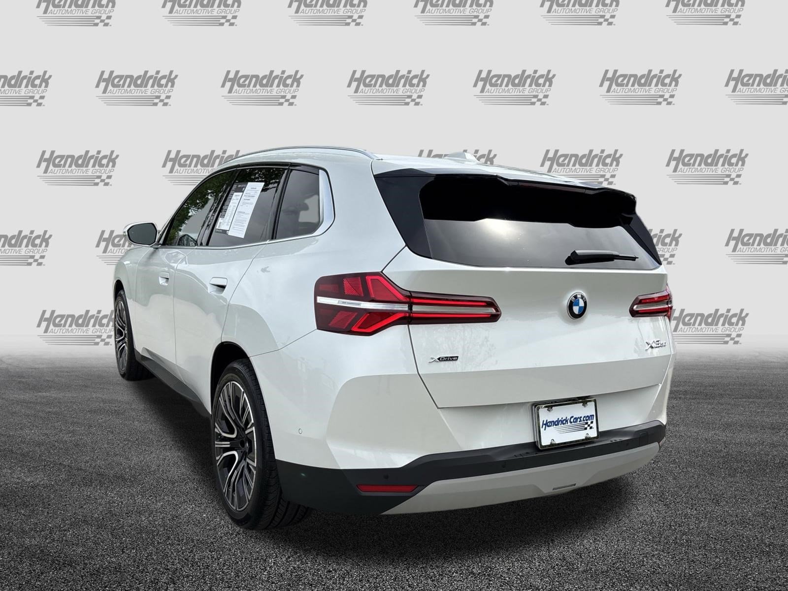 2026 BMW X3 30 xDrive photo 3