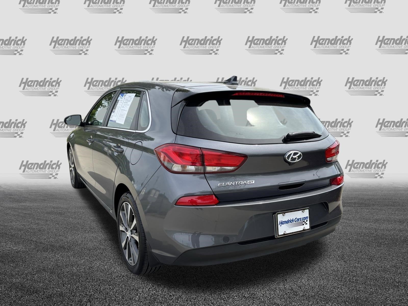 2019 Hyundai Elantra GT photo 3