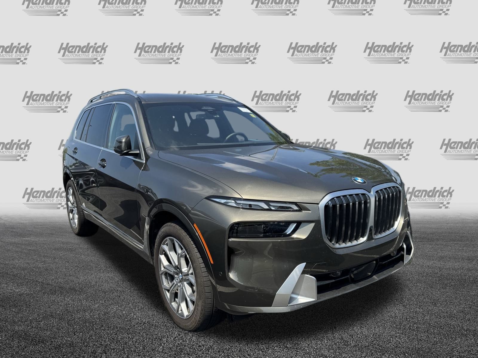 Certified 2025 BMW X7 40i with VIN 5UX23EM06S9X74564 for sale in Charlotte, NC