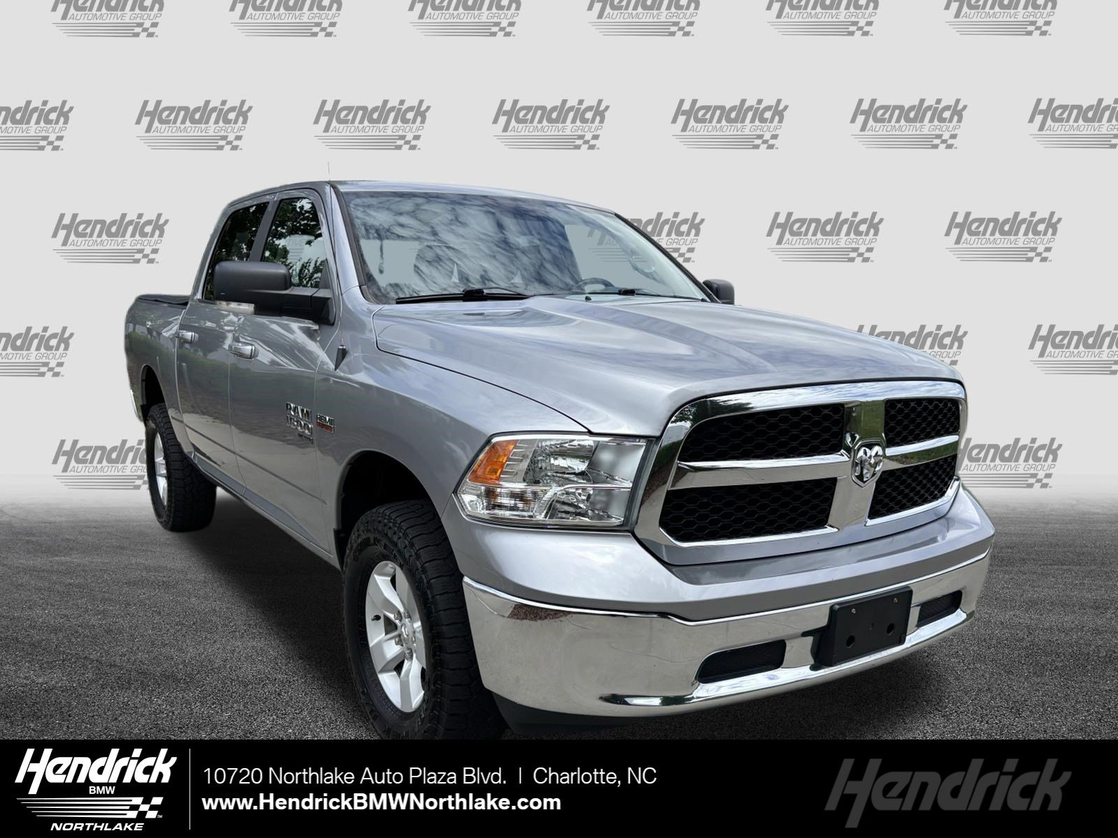2019 RAM 1500 Classic SLT 4x4 Crew Cab 5'7's photo