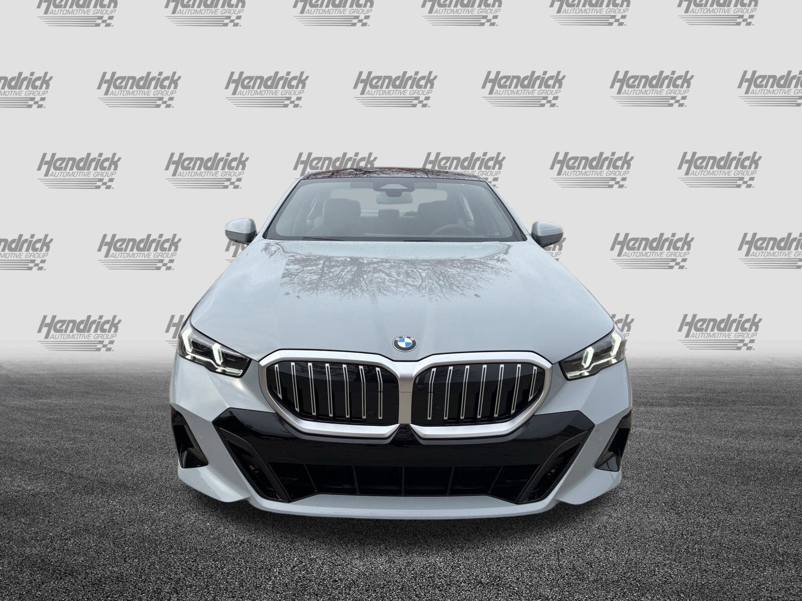 2026 Bmw 530i photo 3