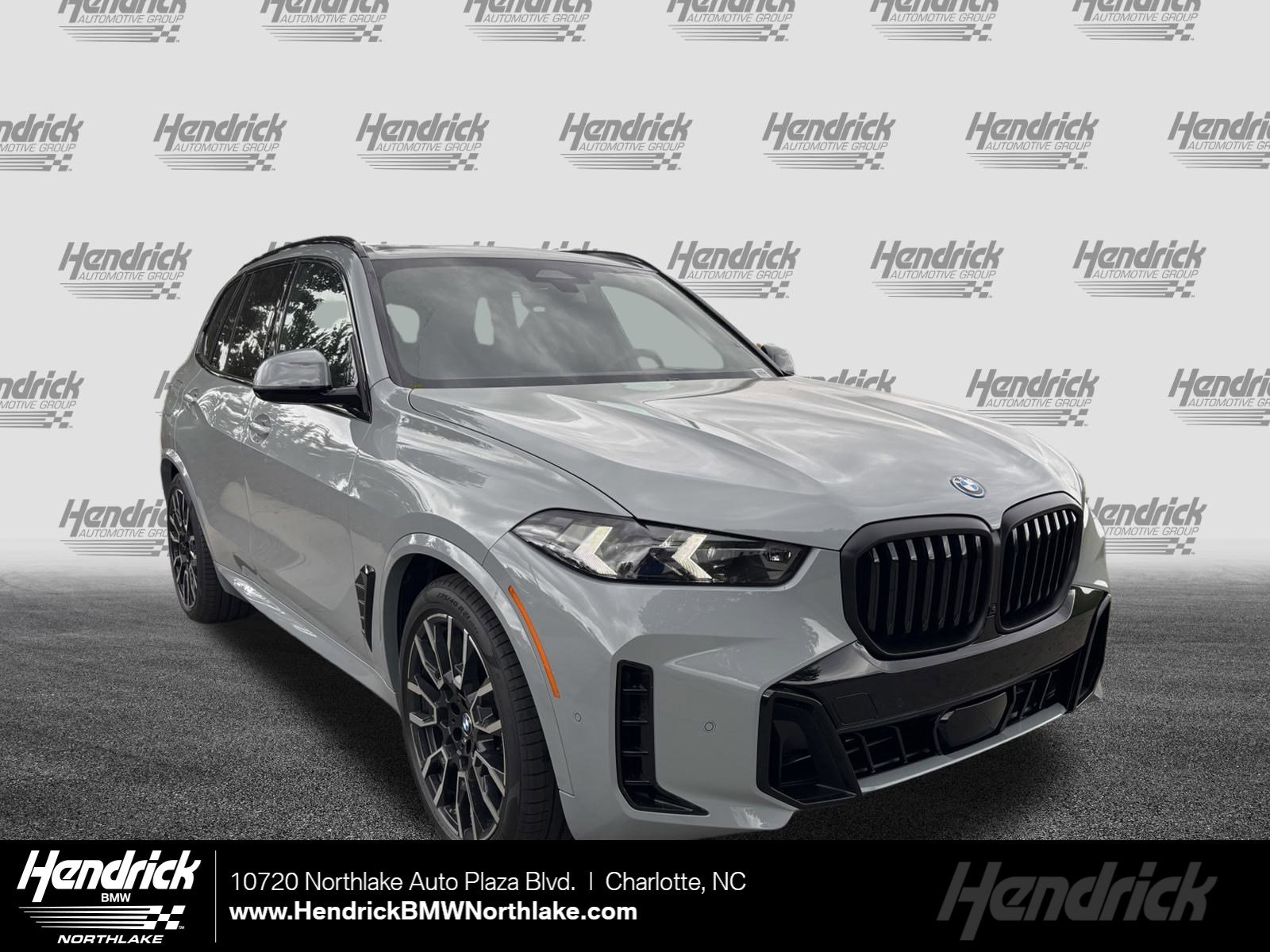2026 BMW X5 50e's photo