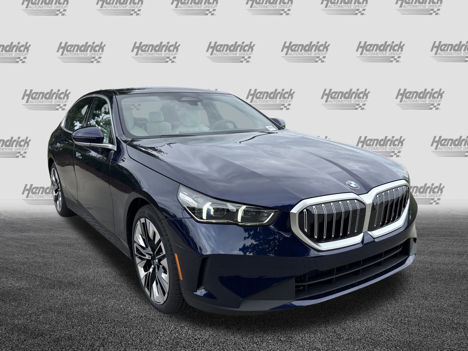 2026 Bmw 530i photo 2