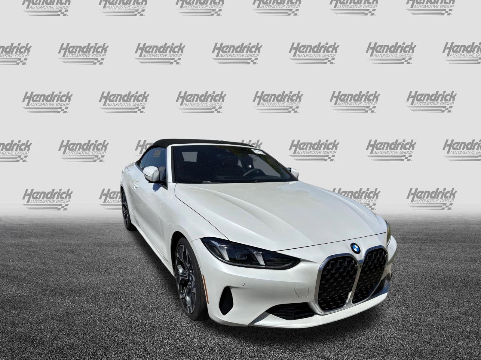 2025 BMW 4 Series 430i photo 2